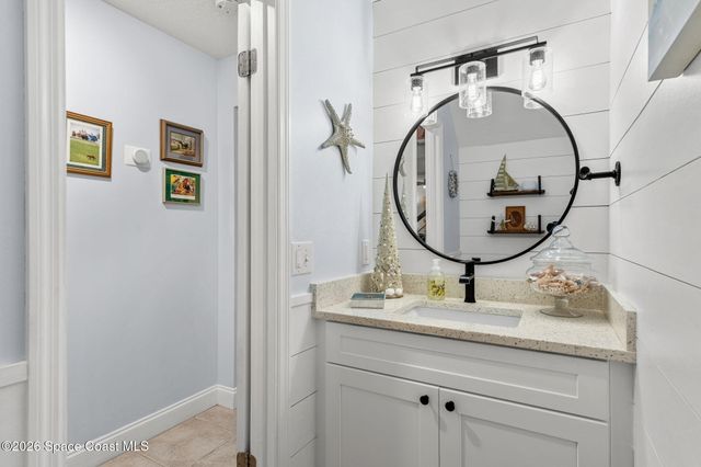 998 Ripley Terrace NE, Palm Bay, FL 32907