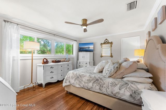 998 Ripley Terrace NE, Palm Bay, FL 32907