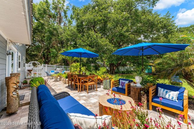 998 Ripley Terrace NE, Palm Bay, FL 32907