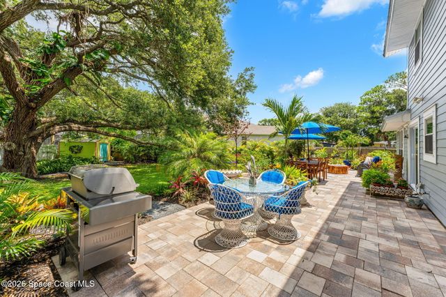 998 Ripley Terrace NE, Palm Bay, FL 32907