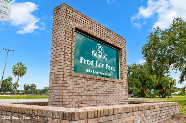 998 Ripley Terrace NE, Palm Bay, FL 32907