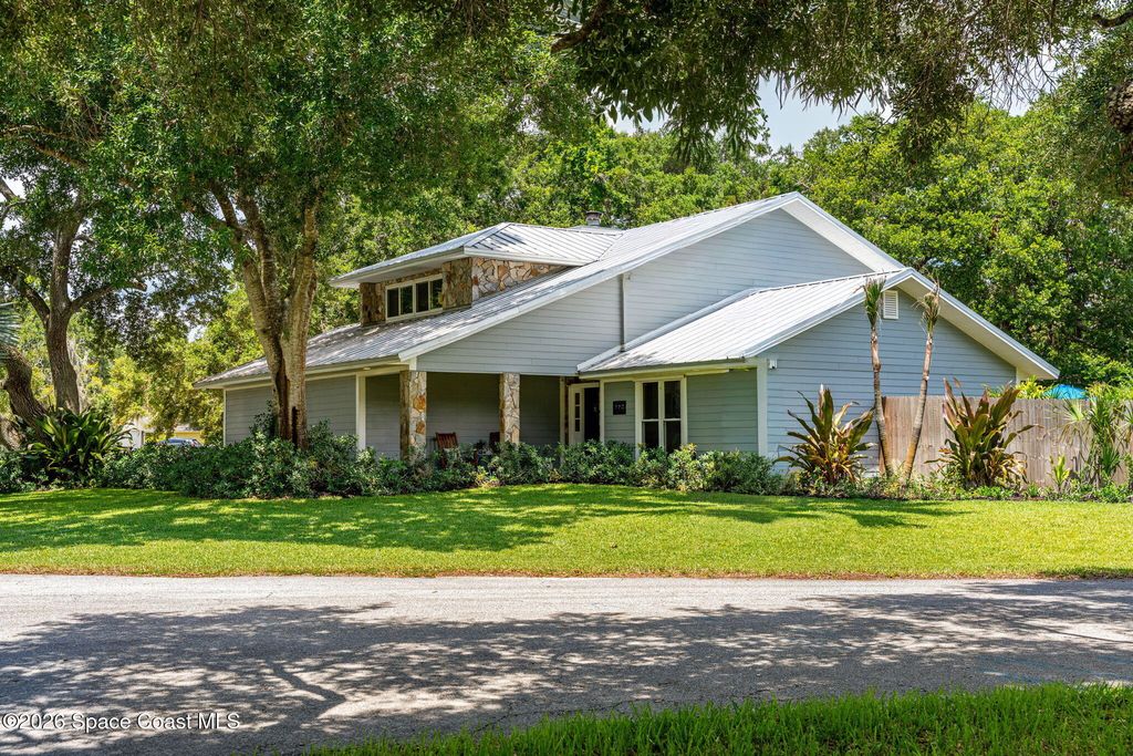 998 Ripley Terrace NE, Palm Bay, FL 32907