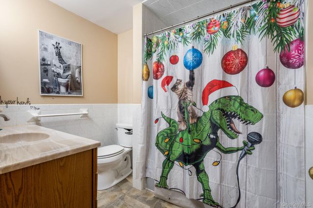 42 Beechwood Park, Poughkeepsie, NY 12601