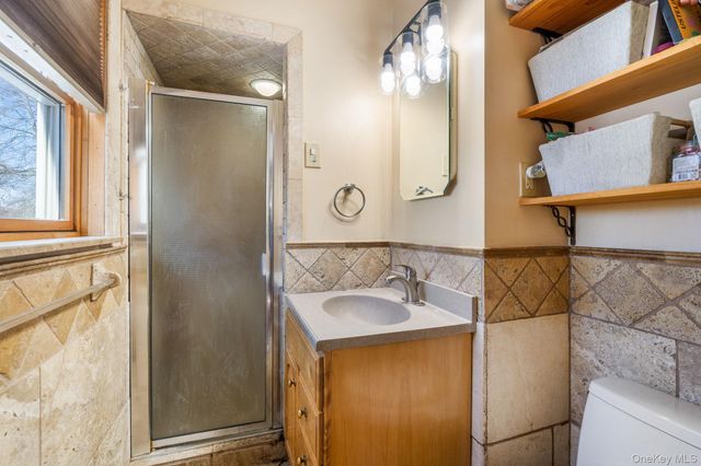 42 Beechwood Park, Poughkeepsie, NY 12601