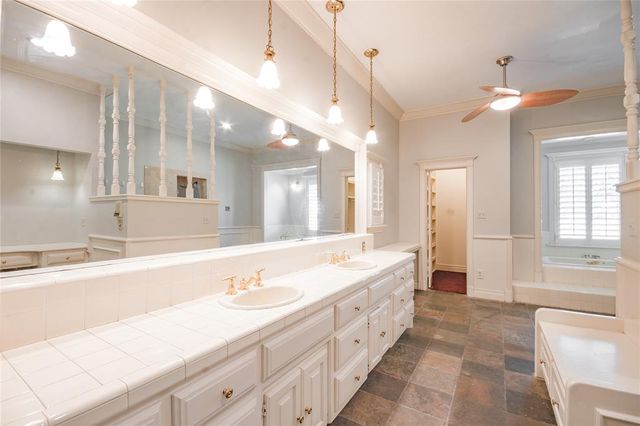 4211 Ridgeline Circle, Norman, OK 73072