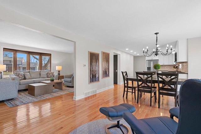 1258 CORNFLOWER COURT, De Pere, WI 54115