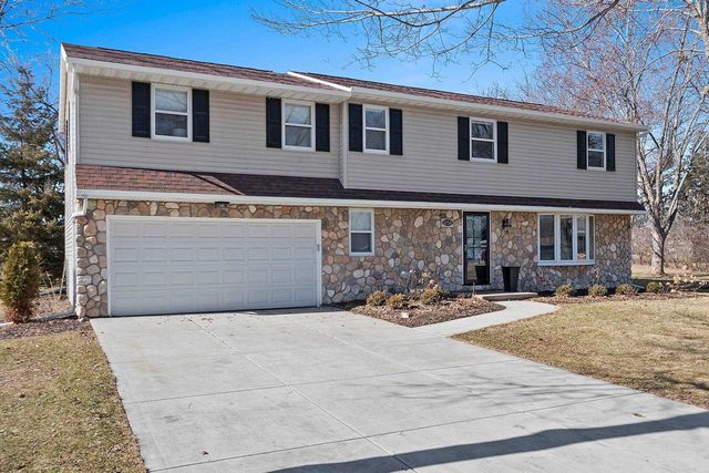 1258 CORNFLOWER COURT, De Pere, WI 54115