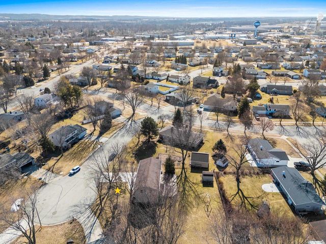 1258 CORNFLOWER COURT, De Pere, WI 54115