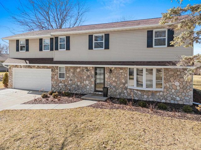 1258 CORNFLOWER COURT, De Pere, WI 54115