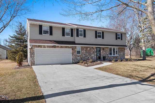 1258 CORNFLOWER COURT, De Pere, WI 54115