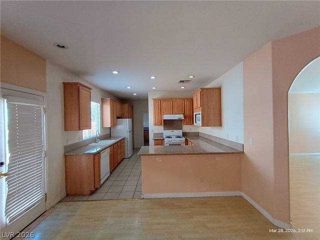 2695 RIMPACIFIC Circle, Las Vegas, NV 89146