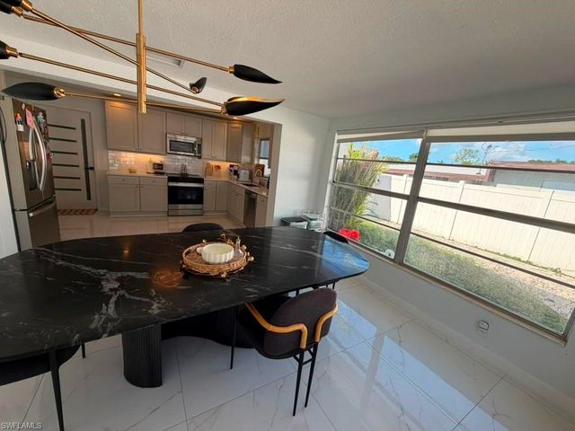 2267 Aldridge AVE, Fort Myers, FL 33907