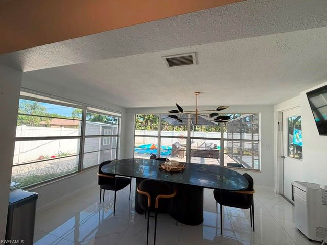 2267 Aldridge AVE, Fort Myers, FL 33907