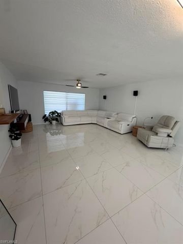 2267 Aldridge AVE, Fort Myers, FL 33907