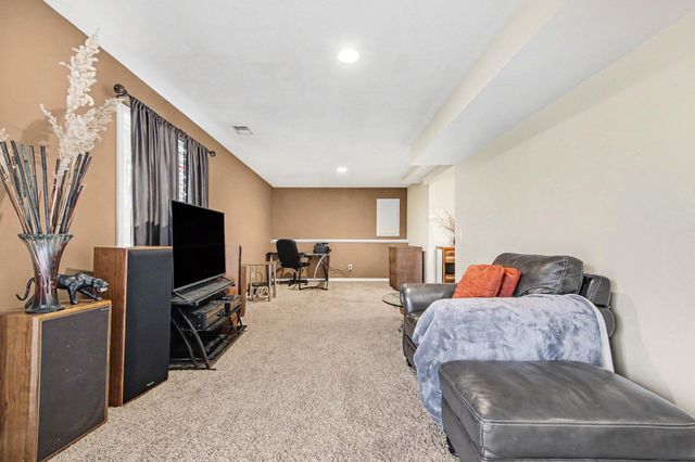 6186 Kingsbury Court, Allendale, MI 49401