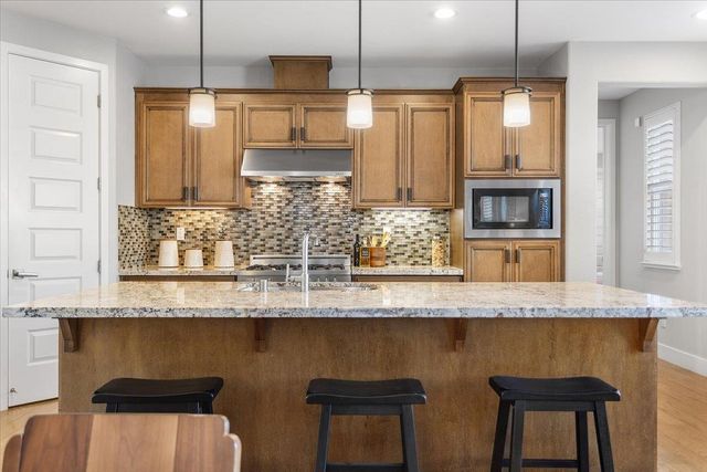 406 Mosley, Alameda, CA 94501