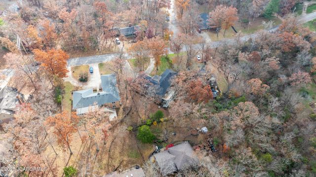 2012 TOWER DRIVE, Jefferson City, MO 65109