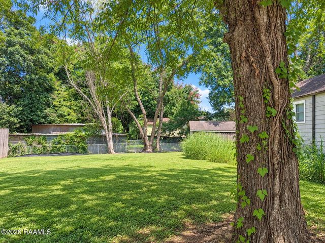 304 Cedar Crest Court, Lafayette, LA 70501