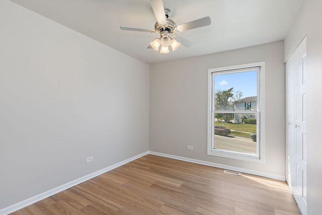 2155 College Drive, Glendale Heights, IL 60139