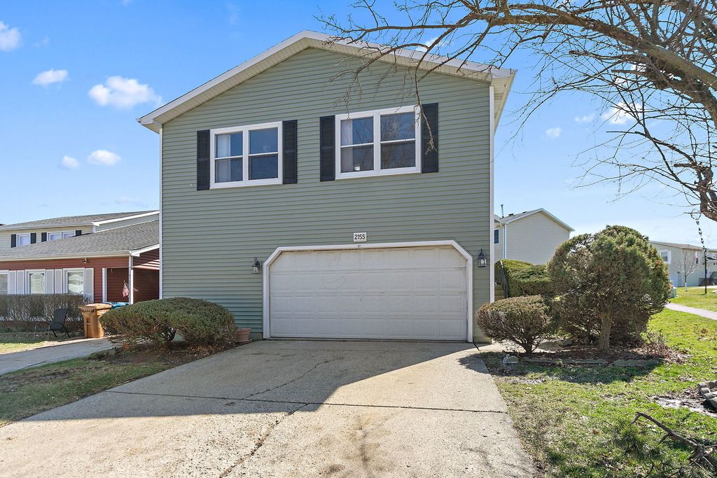 2155 College Drive, Glendale Heights, IL 60139