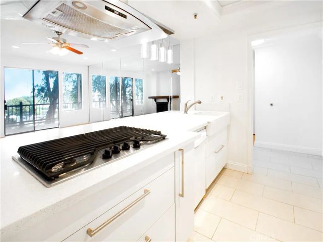 2559 Plaza Del Amo 205, Torrance, CA 90503