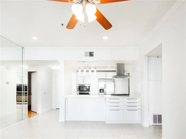 2559 Plaza Del Amo 205, Torrance, CA 90503