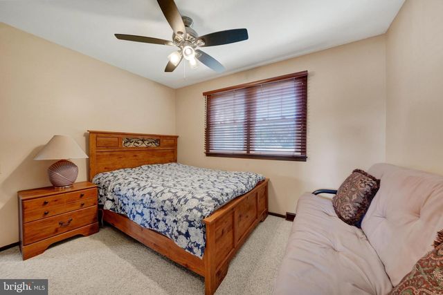 3603 SQUIRREL HILL CT, Wilmington, DE 19808