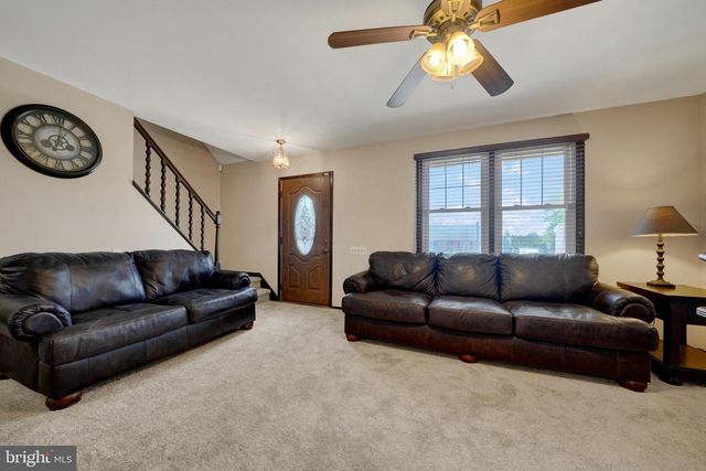 3603 SQUIRREL HILL CT, Wilmington, DE 19808