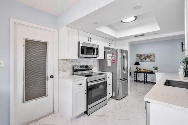 517 SW 18th Street, Boynton Beach, FL 33426