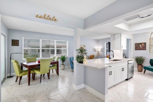 517 SW 18th Street, Boynton Beach, FL 33426