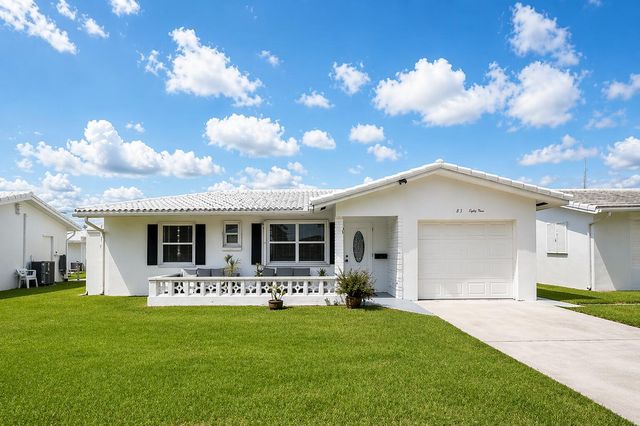 517 SW 18th Street, Boynton Beach, FL 33426