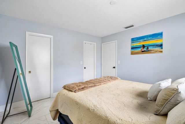 517 SW 18th Street, Boynton Beach, FL 33426