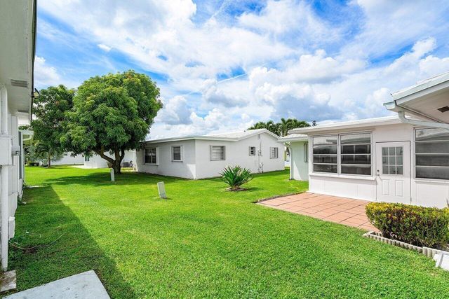 517 SW 18th Street, Boynton Beach, FL 33426