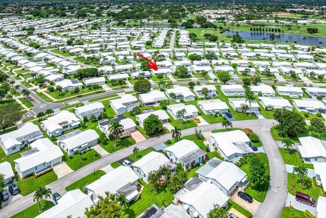 517 SW 18th Street, Boynton Beach, FL 33426