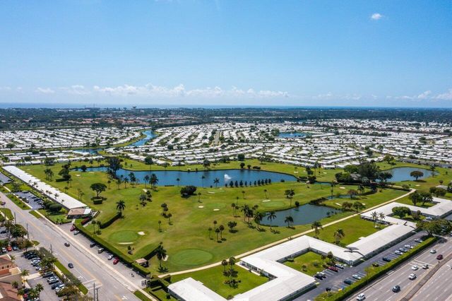 517 SW 18th Street, Boynton Beach, FL 33426