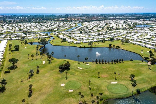 517 SW 18th Street, Boynton Beach, FL 33426
