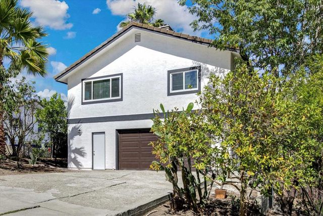 8438 Fanita Drive, Santee, CA 92071