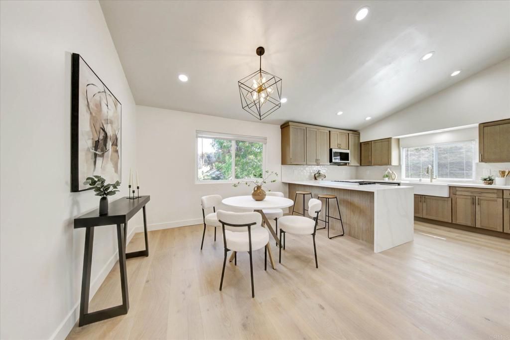 Image 11 of property listing at 8438 Fanita Drive, Santee, CA 92071