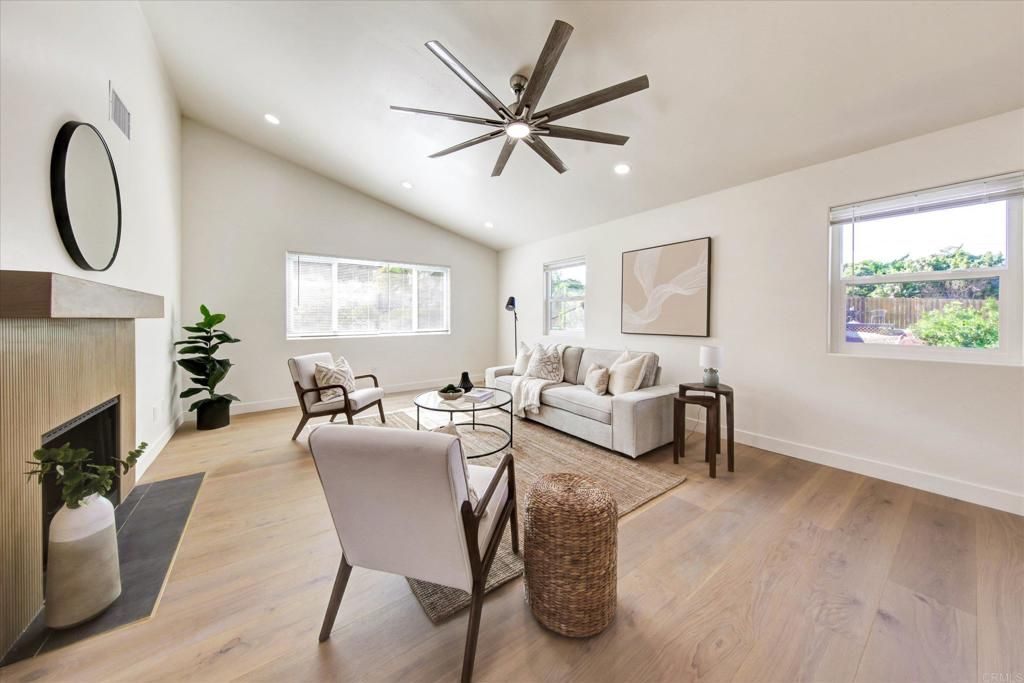 Image 19 of property listing at 8438 Fanita Drive, Santee, CA 92071