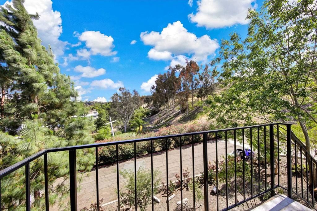 Image 7 of property listing at 8438 Fanita Drive, Santee, CA 92071