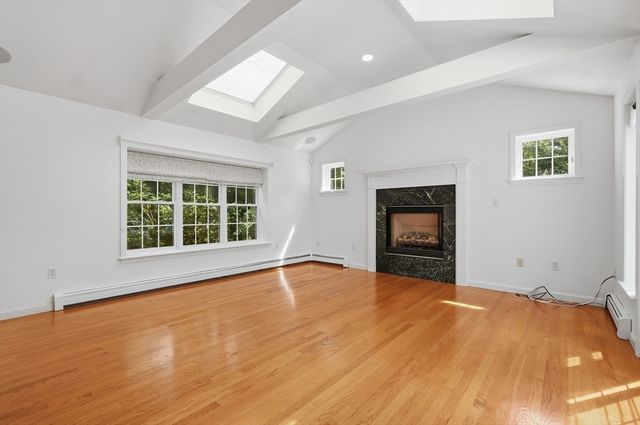 700 Main.St, Wareham, MA 02571