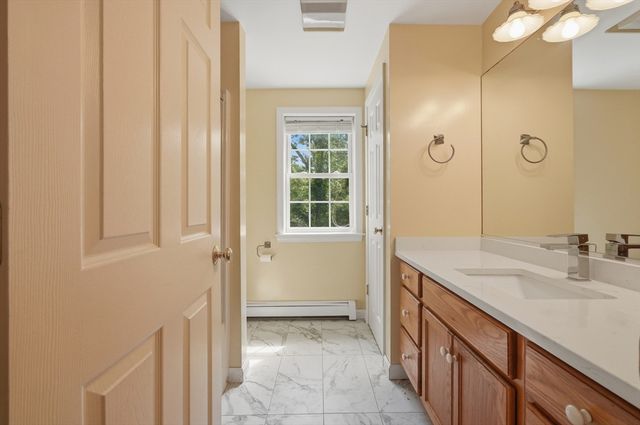 700 Main.St, Wareham, MA 02571
