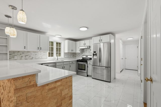 700 Main.St, Wareham, MA 02571