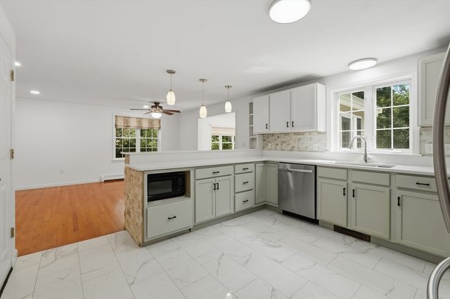 700 Main.St, Wareham, MA 02571