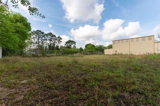 8909 Taub Road, Houston, TX 77064