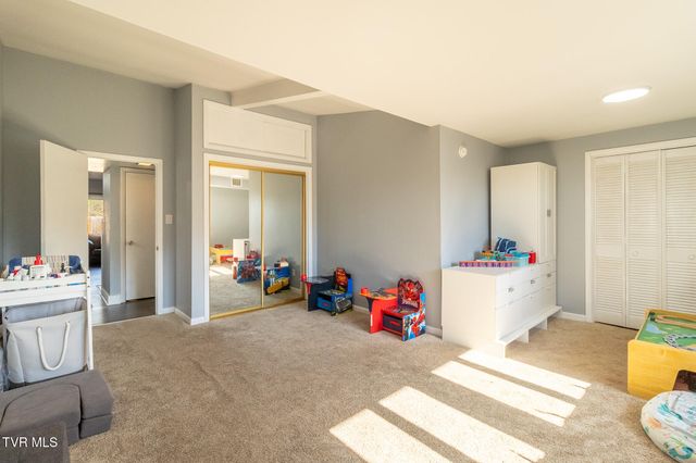 172 Dakota Road, Bristol, VA 24201