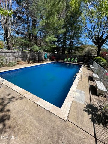 172 Dakota Road, Bristol, VA 24201