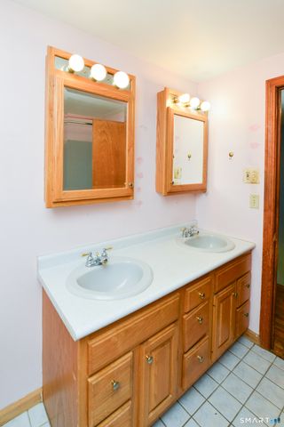 96 Crestwood Trail, East Hartford, CT 06118