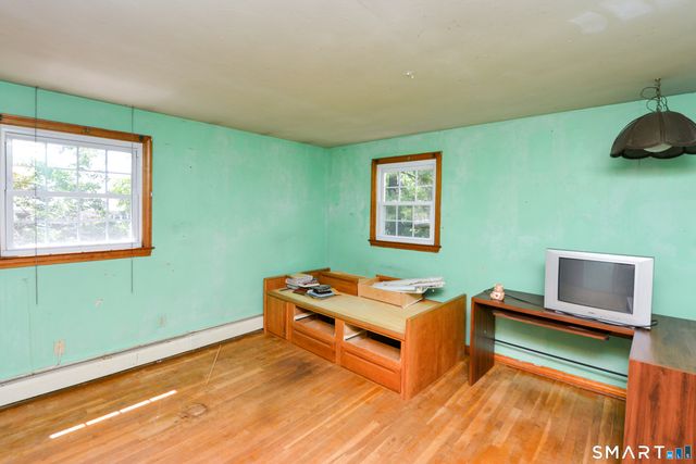 96 Crestwood Trail, East Hartford, CT 06118