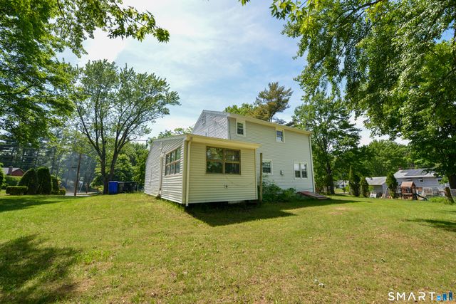 96 Crestwood Trail, East Hartford, CT 06118